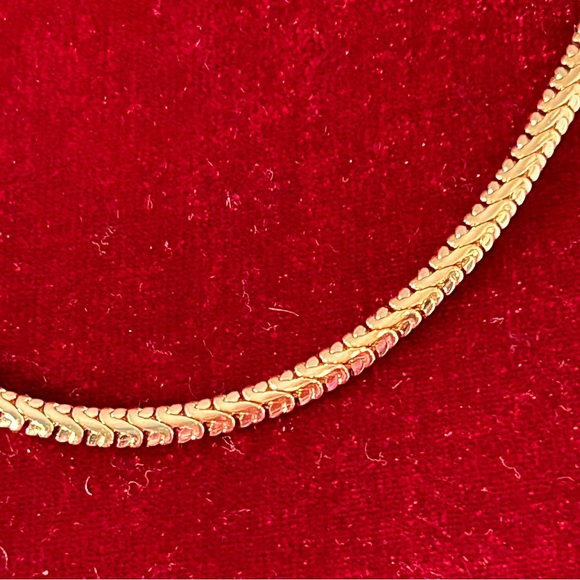 Thalia Sodi snake chain with lobster claw clasp beautiful gold tone - Picture 4 of 5
